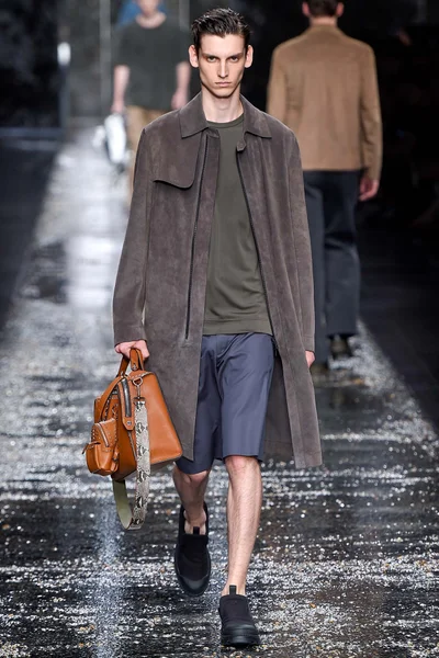 Look 2